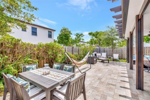 Casa en venta en Miami, Florida, 5 dormitorios, 263.19 m2 № 1294405 - foto 20