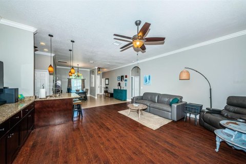 Casa en venta en Saint Petersburg, Florida, 4 dormitorios, 199.83 m2 № 1342609 - foto 11