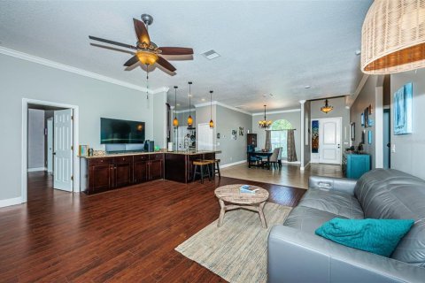 Casa en venta en Saint Petersburg, Florida, 4 dormitorios, 199.83 m2 № 1342609 - foto 10