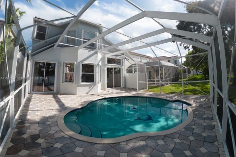 House in Pembroke Pines, Florida 4 bedrooms, 256.78 sq.m. № 1141872 - photo 8