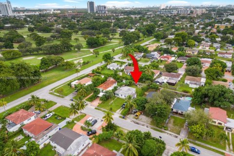 Villa ou maison à vendre à North Miami Beach, Floride: 3 chambres, 86.96 m2 № 983149 - photo 24