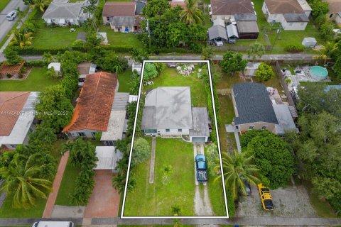 Villa ou maison à vendre à North Miami Beach, Floride: 3 chambres, 86.96 m2 № 983149 - photo 20