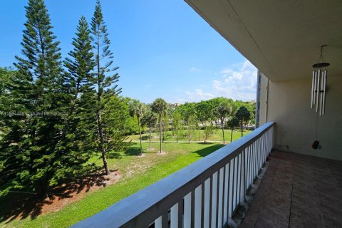 Copropriété à vendre à Lauderhill, Floride: 2 chambres, 106.84 m2 № 1187127 - photo 18