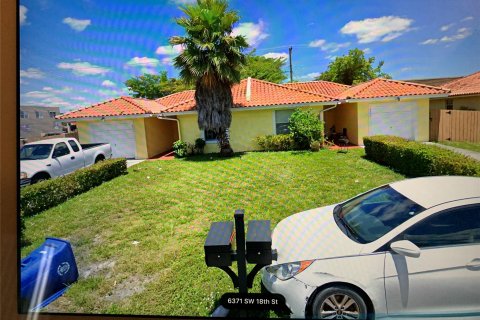 Immobilier commercial à vendre à Miramar, Floride: 227.98 m2 № 1185300 - photo 5