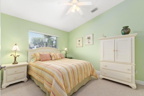 Condo in Hutchinson Island South, Florida, 3 bedrooms  № 1185259 - photo 19