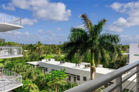 Copropriété à vendre à Miami Beach, Floride: 1 chambre, 89.74 m2 № 1153741 - photo 23