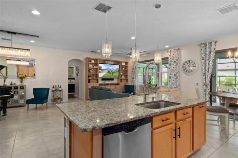 Casa en venta en Land O' Lakes, Florida, 4 dormitorios, 288.93 m2 № 1266125 - foto 26