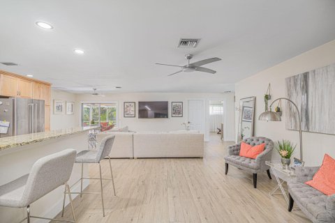 Villa ou maison à vendre à Stuart, Floride: 2 chambres, 145.02 m2 № 1188460 - photo 6