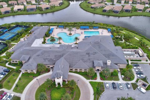 Villa ou maison à vendre à Boynton Beach, Floride: 3 chambres, 233.46 m2 № 1097577 - photo 1