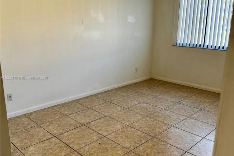 Copropriété à vendre à Coral Springs, Floride: 2 chambres, 91.6 m2 № 1352234 - photo 19