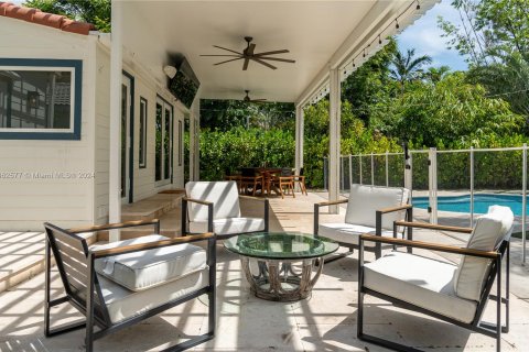 House in Fort Lauderdale, Florida 3 bedrooms, 96.25 sq.m. № 1372625 - photo 14