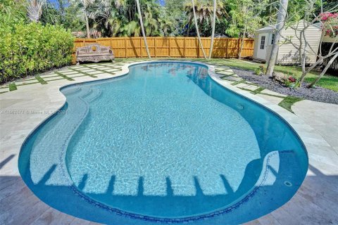 House in Fort Lauderdale, Florida 3 bedrooms, 96.25 sq.m. № 1372625 - photo 3