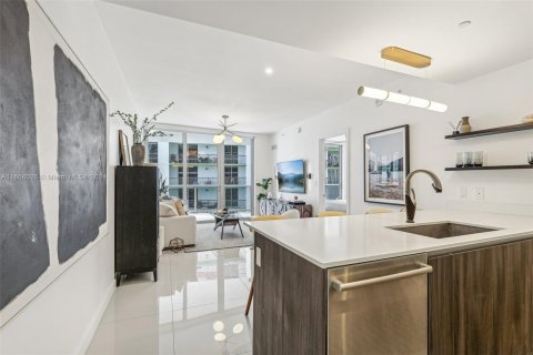 Copropriété à vendre à Miami, Floride: 1 chambre, 82.5 m2 № 1384087 - photo 12