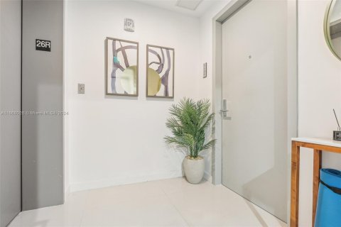 Condominio en venta en Miami, Florida, 1 dormitorio, 82.5 m2 № 1384087 - foto 5