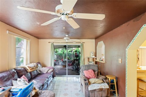 Casa en venta en Port Richey, Florida, 2 dormitorios, 114.64 m2 № 1279303 - foto 15