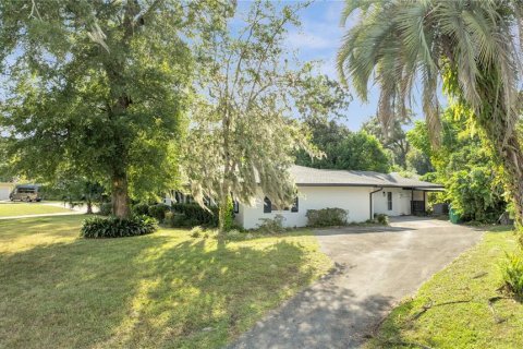 Villa ou maison à vendre à DeLand, Floride: 4 chambres, 231.98 m2 № 1395568 - photo 4