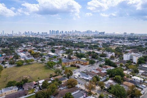 Land in Miami, Florida № 969867 - photo 3