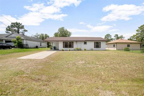 House in DeLand, Florida 2 bedrooms, 96.62 sq.m. № 1340171 - photo 3