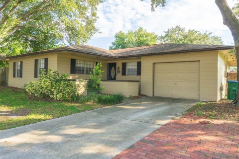 Villa ou maison à vendre à Deltona, Floride: 3 chambres, 127.65 m2 № 1340132 - photo 3