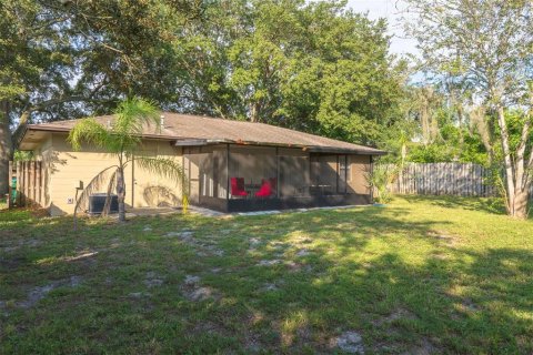 House in Deltona, Florida 3 bedrooms, 127.65 sq.m. № 1340132 - photo 19