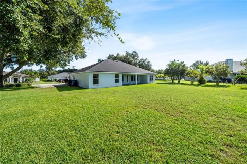 House in Winter Haven, Florida 4 bedrooms, 198.25 sq.m. № 1349893 - photo 18