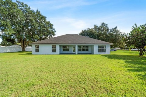 House in Winter Haven, Florida 4 bedrooms, 198.25 sq.m. № 1349893 - photo 17