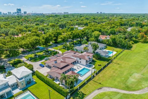 Casa en venta en Coral Gables, Florida, 6 dormitorios, 651.06 m2 № 1377117 - foto 28