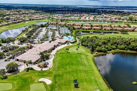 Villa ou maison à louer à Bradenton, Floride: 3 chambres, 153.2 m2 № 1350775 - photo 4