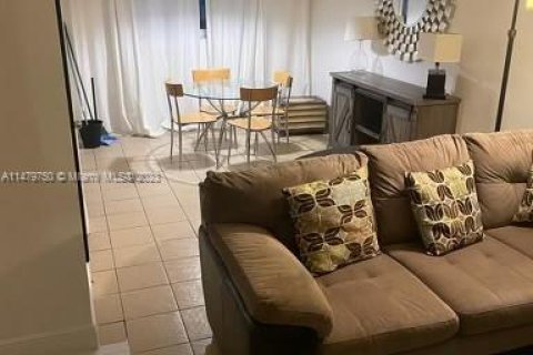 Copropriété à vendre à Miami, Floride: 2 chambres, 74.14 m2 № 822483 - photo 19