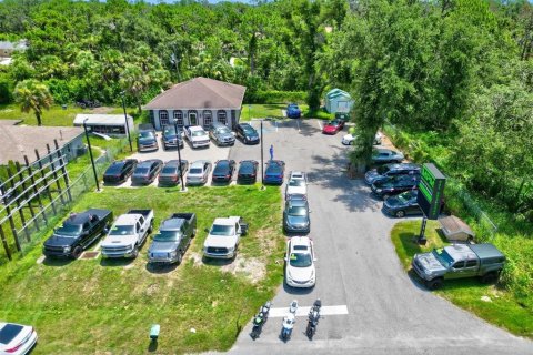 Immobilier commercial à vendre à Port Charlotte, Floride: 147.16 m2 № 621928 - photo 1