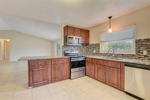 Villa ou maison à vendre à Kissimmee, Floride: 4 chambres, 158.58 m2 № 1304469 - photo 18