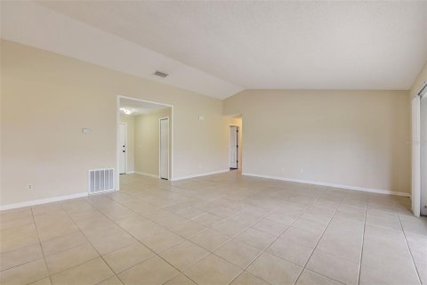 Villa ou maison à vendre à Kissimmee, Floride: 4 chambres, 158.58 m2 № 1304469 - photo 9