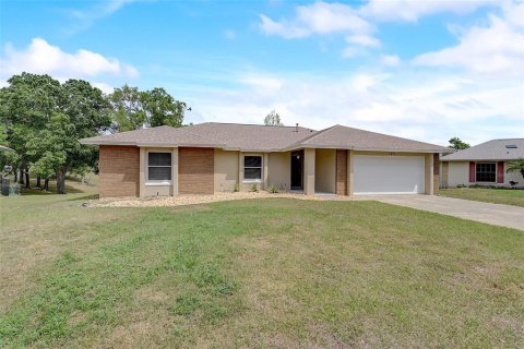 Villa ou maison à vendre à Kissimmee, Floride: 4 chambres, 158.58 m2 № 1304469 - photo 2