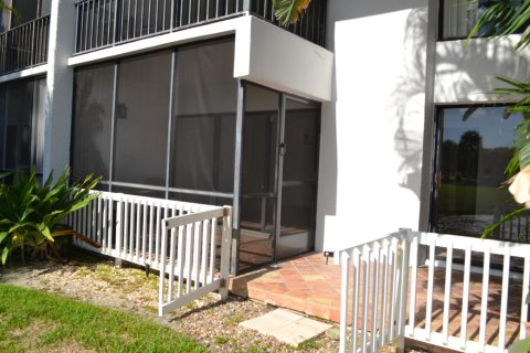 Condominio en venta en West Palm Beach, Florida, 2 dormitorios, 135.82 m2 № 131841 - foto 5