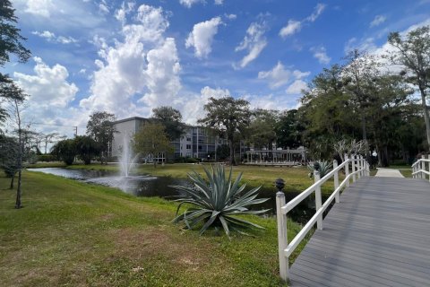 Condo in Lauderdale Lakes, Florida, 1 bedroom  № 1118622 - photo 4