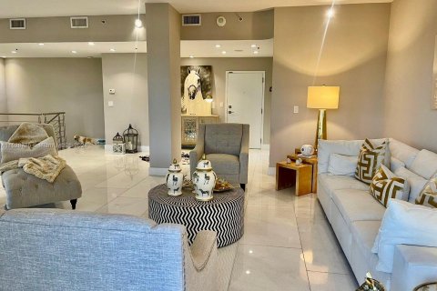 Copropriété à vendre à Aventura, Floride: 3 chambres, 265.24 m2 № 1002242 - photo 6