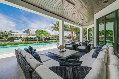 Villa ou maison à vendre à Lighthouse Point, Floride: 6 chambres, 586.96 m2 № 712471 - photo 22