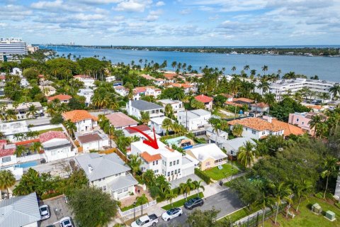 Casa en venta en West Palm Beach, Florida, 5 dormitorios, 258.64 m2 № 874629 - foto 6