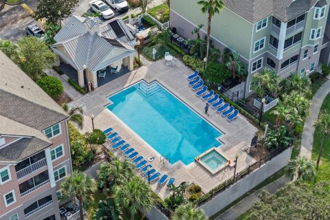 Condo in Orlando, Florida, 3 bedrooms  № 1406922 - photo 17