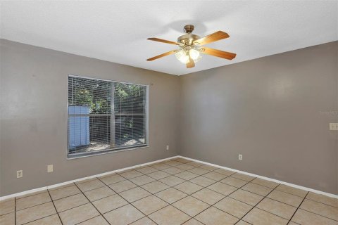 Duplex in Orlando, Florida 3 bedrooms, 141.95 sq.m. № 1406924 - photo 12