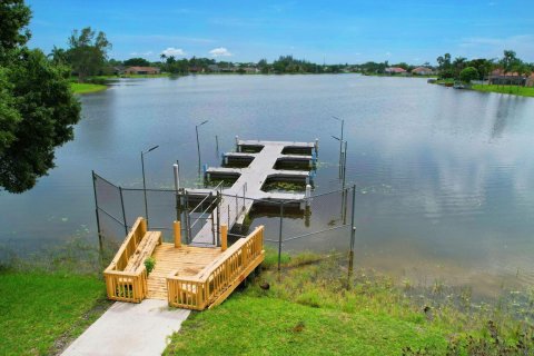 Casa en venta en Lake Worth, Florida, 3 dormitorios, 159.98 m2 № 1187713 - foto 2