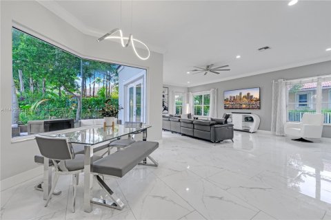 Casa en venta en Coral Springs, Florida, 6 dormitorios, 398.46 m2 № 873441 - foto 29