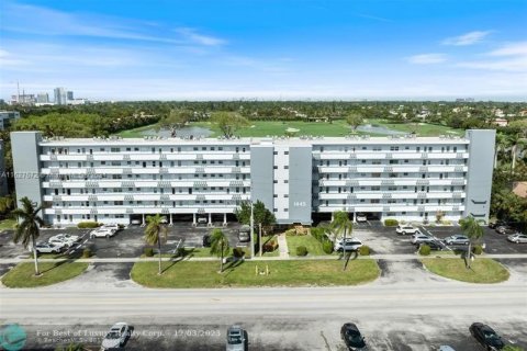 Copropriété à vendre à Hallandale Beach, Floride: 2 chambres, 95.41 m2 № 1281700 - photo 21