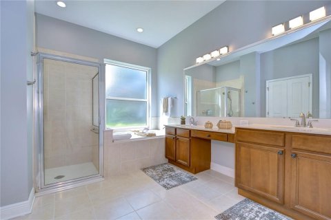 Villa ou maison à vendre à Tampa, Floride: 4 chambres, 272.67 m2 № 1372250 - photo 21