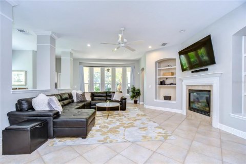 Villa ou maison à vendre à Tampa, Floride: 4 chambres, 272.67 m2 № 1372250 - photo 15