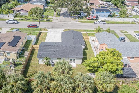 Villa ou maison à vendre à Tampa, Floride: 3 chambres, 162.86 m2 № 1372318 - photo 27