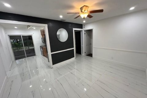 Villa ou maison à vendre à Fort Lauderdale, Floride: 3 chambres, 86.77 m2 № 1096662 - photo 19