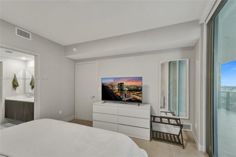 Condo in Miami, Florida, 1 bedroom  № 1391884 - photo 16