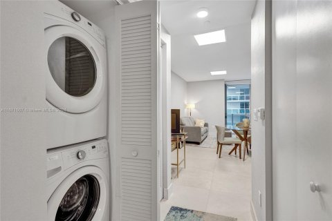 Copropriété à vendre à Miami, Floride: 1 chambre, 70.51 m2 № 1391884 - photo 11