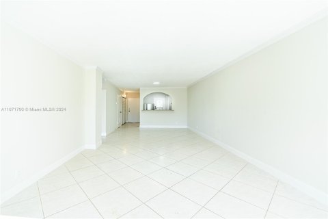 Condo in Fort Lauderdale, Florida, 1 bedroom  № 1391918 - photo 14